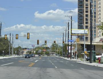 BROADWAY, 1000' S/O HILDEBRAND
