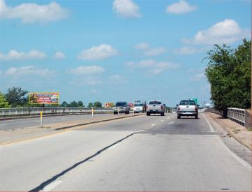 SH 71 S/S .8 MI W/O SH 95 N