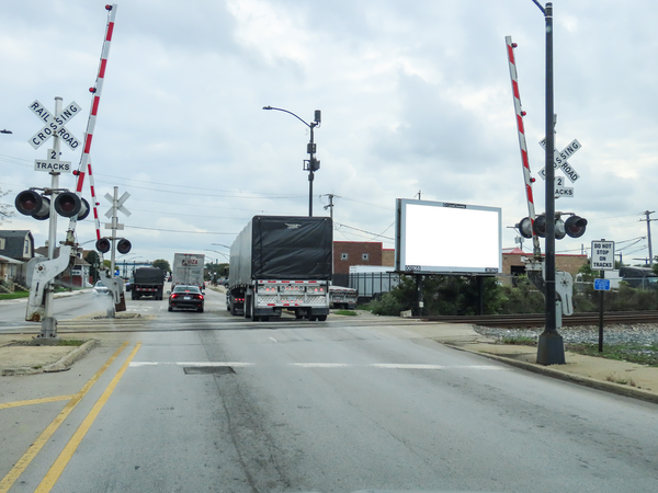 Central Av WS 300ft S/O Archer Av F/N - 2