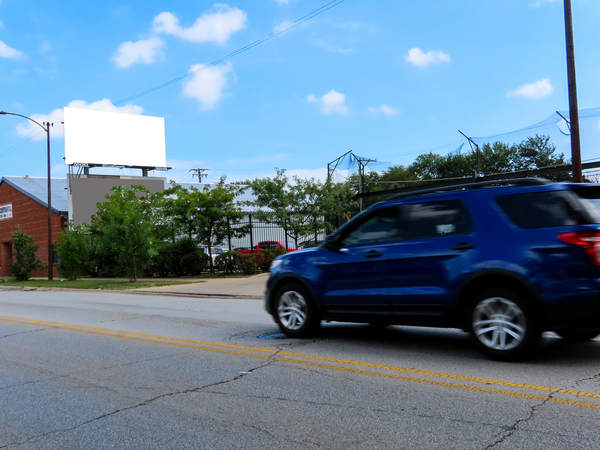 Columbus Dr SS 375ft E/O Homan St F/W - 2