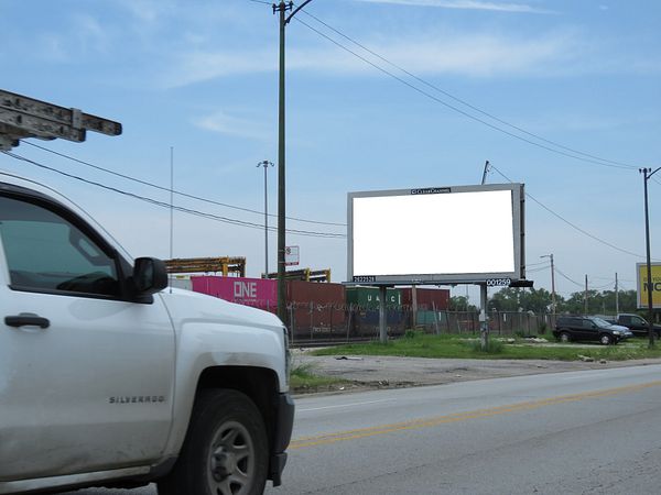 Columbus Dr SS 0.35mi E/O Kedzie Av F/E - 4