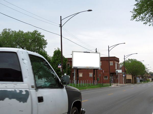 Racine St WS 1ft S/O 73rd St F/S - 1