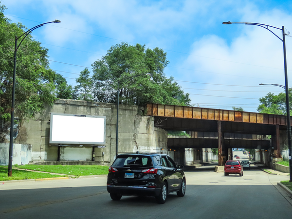 95th St NS 675ft E/O Commercial Av F/W - 1
