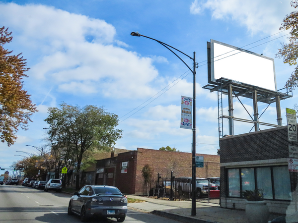 Fullerton Av SS 286ft E/O Lavergne Av F/W - 2