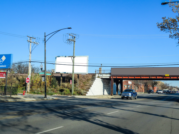Fullerton Av NS 10ft E/O Kenton Av F/W - 2