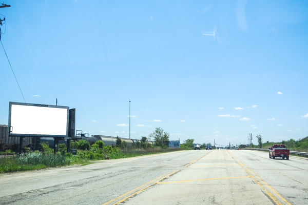 Elmhurst Rd ES 0.4mi N/O Thorndale Av F/N - 1