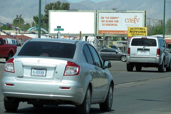 Alameda Av SS 0.75mi E/O Yarbrough Dr F/E - 1