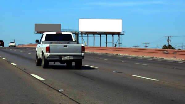 I-10 NS 800ft E/O Cotton St F/E - 2