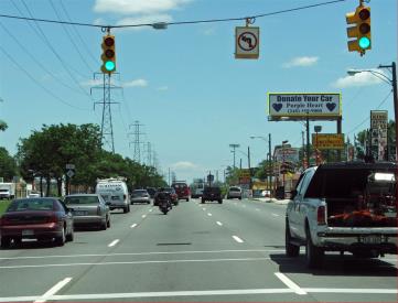 S/S 8 MILE RD 0.5 MI WO MOUND RD F/W