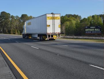 I-75 E/S 1 MI S/O US 41 / 441