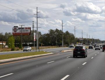 US 441 E/S 1 MI N/O CR 25A