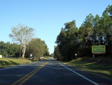 US 41 E/S .5 MI. S/O ALT US 27