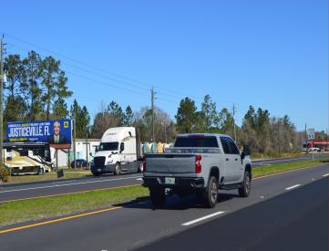US 301 W/S 2300' N/O S.E. 33RD ST.