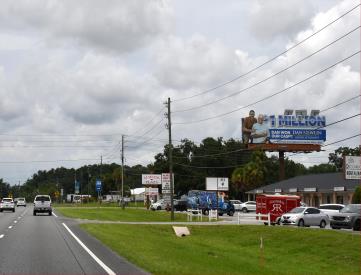US 441 E/S N/O CR 25A