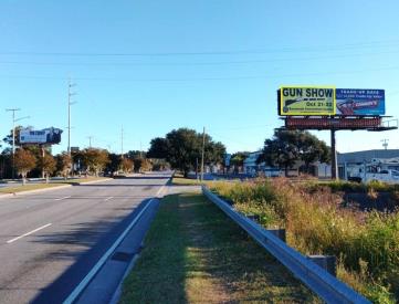 E/S ABERCORN 900' S/O MONT XRD F/S - LEFT