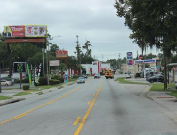 E/S SKIDAWAY 700' N/O VICTORY F/N - RIGHT