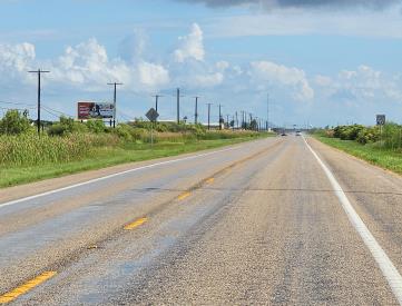 WS HWY. 35, N/O MOORE AVE. FS