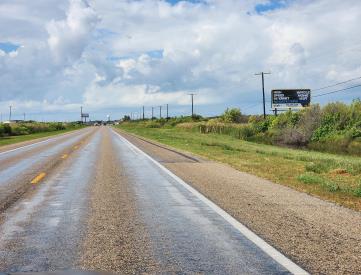 WS HWY. 35, N/O MOORE AVE. FN