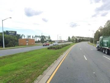S/S CAP CIR SE 1/4 MI S/O TRAM RD