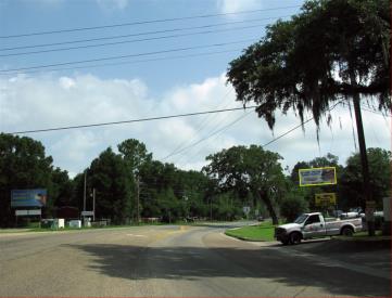 E/S CCNW 115' N/O VILLAGE WAY DR