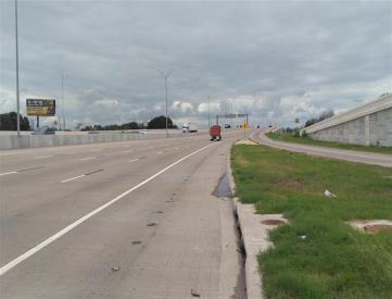 E/S I-35 N/O ELM FN