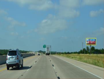 W/S I-35 .5 MI S/O PRAIRIE DELL FN