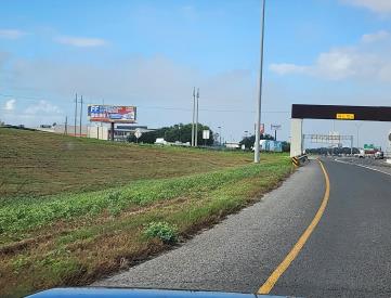 ES HWY. 77, S/O I-37 FNE