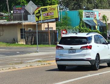 NS MAIN ST., W/O N. TEXAS BLVD. FW