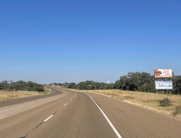 US 87 E/S 1 MI S/O CUERO SF RHR TOP