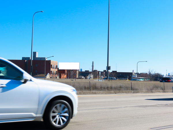 I-90/I-94 Kennedy Xwy ES 1ft N/O Belmont Av F/W - 1