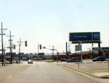 26TH STREET SS E/O PARAMOUNT