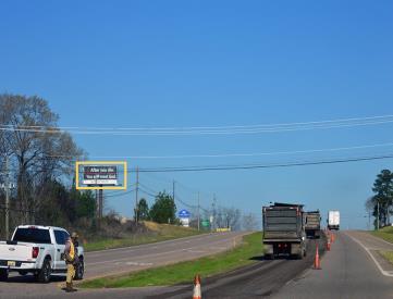 W/S HWY 31 N/O COUNTY RD 75 F/S