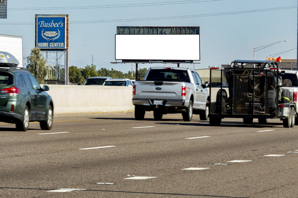 I-10 NS 2.5mi W/O Loop 303 F/W - 1