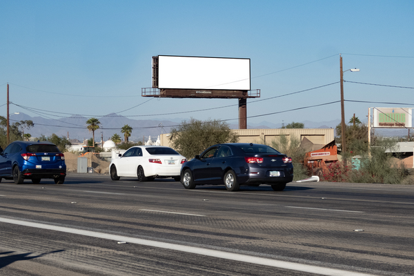 I-10 ES 1010ft N/O Guadalupe F/S - 2