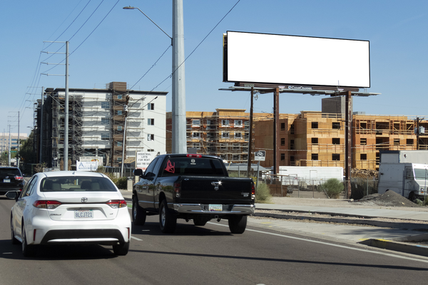 Loop 202 ES 100ft W/O 52nd St F/W - 1