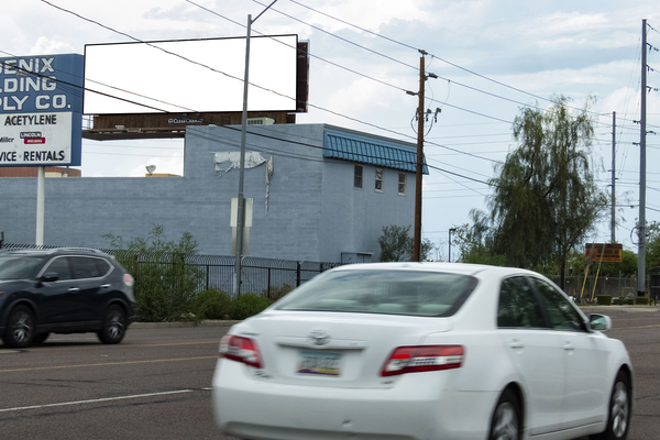 19th Ave WS 100ft S/O Williams Dr F/S - 2