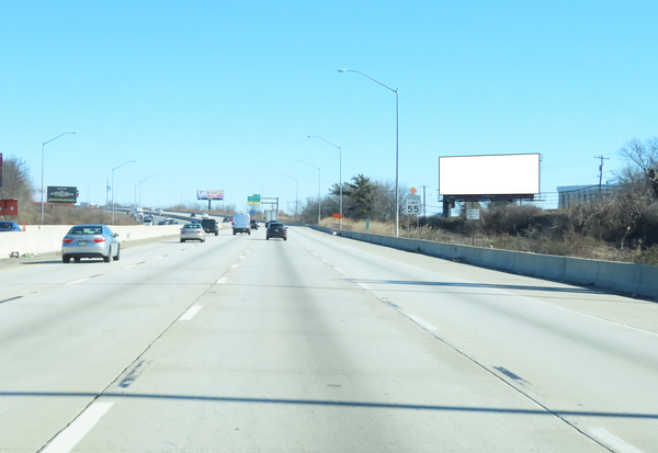 I-95 ES 550ft N/O Ashburner St F/S - 2