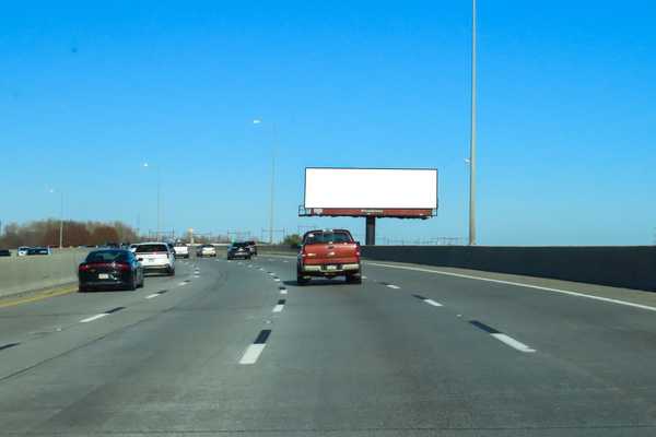 I-95 ES 100ft S/O Rhawn St F/S - 1