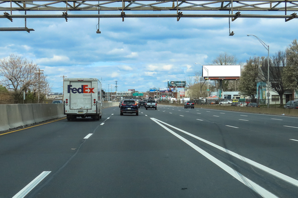 I-76 Schuylkill Xwy NS 25ft W/O 28th St F/E - 1