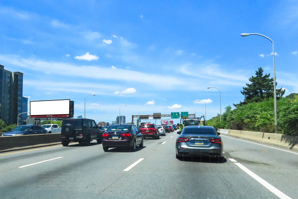 I-676 Vine St Xwy SS 450ft W/O 23rd St F/E - 1
