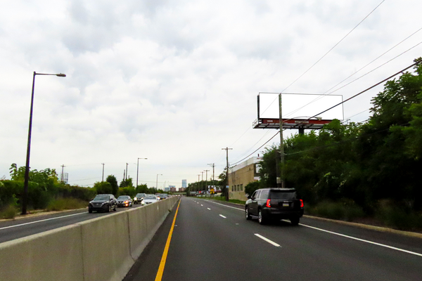 26th St ES 0.5mi N/O Penrose Av F/S - 1