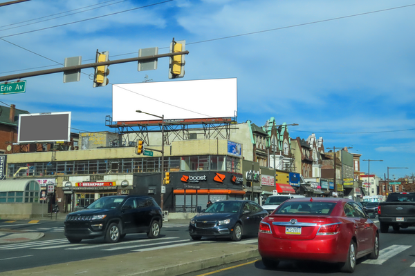Broad St WS 40ft N/O Erie Av F/S - 1