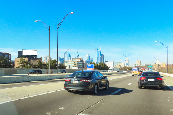 I-676 Vine St Xwy SS 70ft W/O 4th St F/E - 1