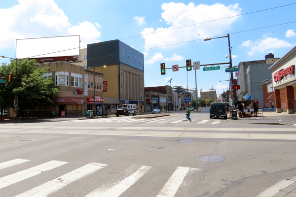 Broad St WS 25ft S/O Girard Av F/N - 1