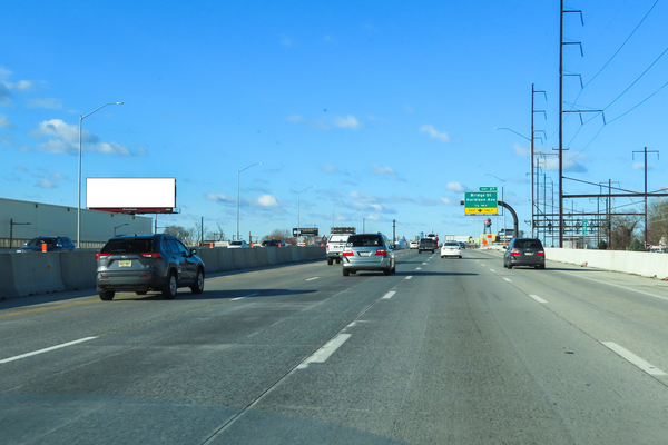 I-95 ES 200ft N/O Comly Rd F/N - 1