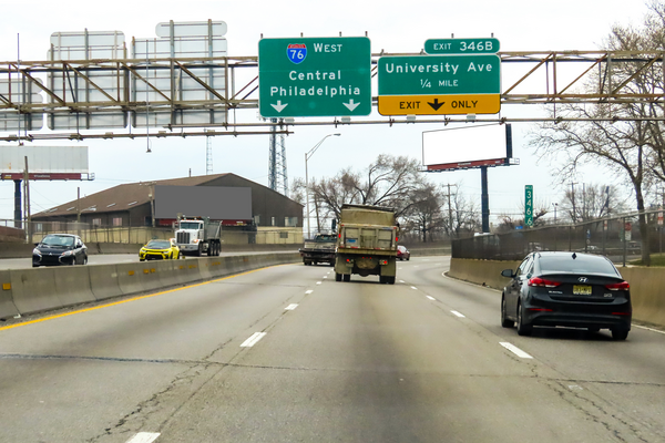 I-76 Schuylkill Xwy SS 150ft W/O Warfield St F/E - 1