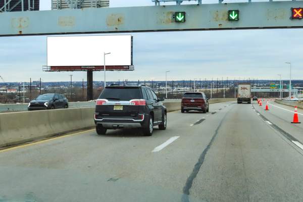 Betsy Ross Br SS 0.75mi E/O I-95 F/E - 1