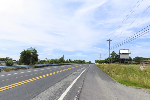 US 13 SR 1 WS 1.7mi S/O SR 299 F/N - 1