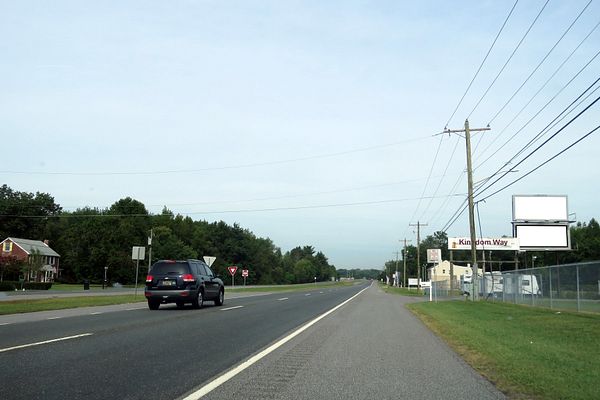 US 13 Dupont Hwy ES 0.8mi S/O CR 469 Black Diamond Rd F/S - 2
