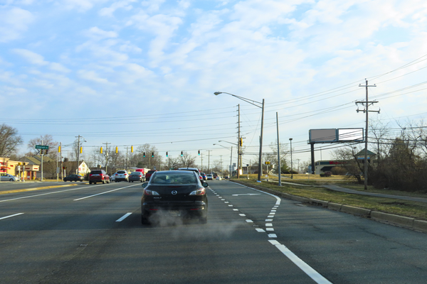 Rt. 4/7 Newport Christiana Rd SS 100ft E/O St. James Church Road F/W - 2